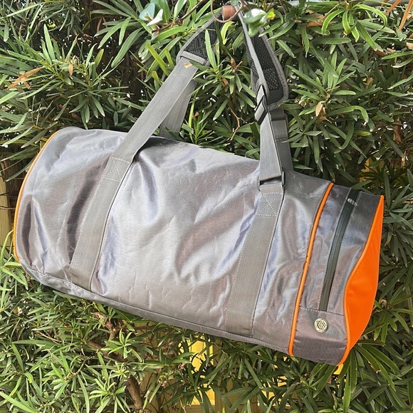 Atlantis Events Duffel/Backpack - Picture 3 of 11